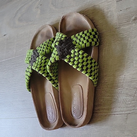 Marea Cruzado slide in size 40 in color Lemon/Military Green - Picture 6 of 7